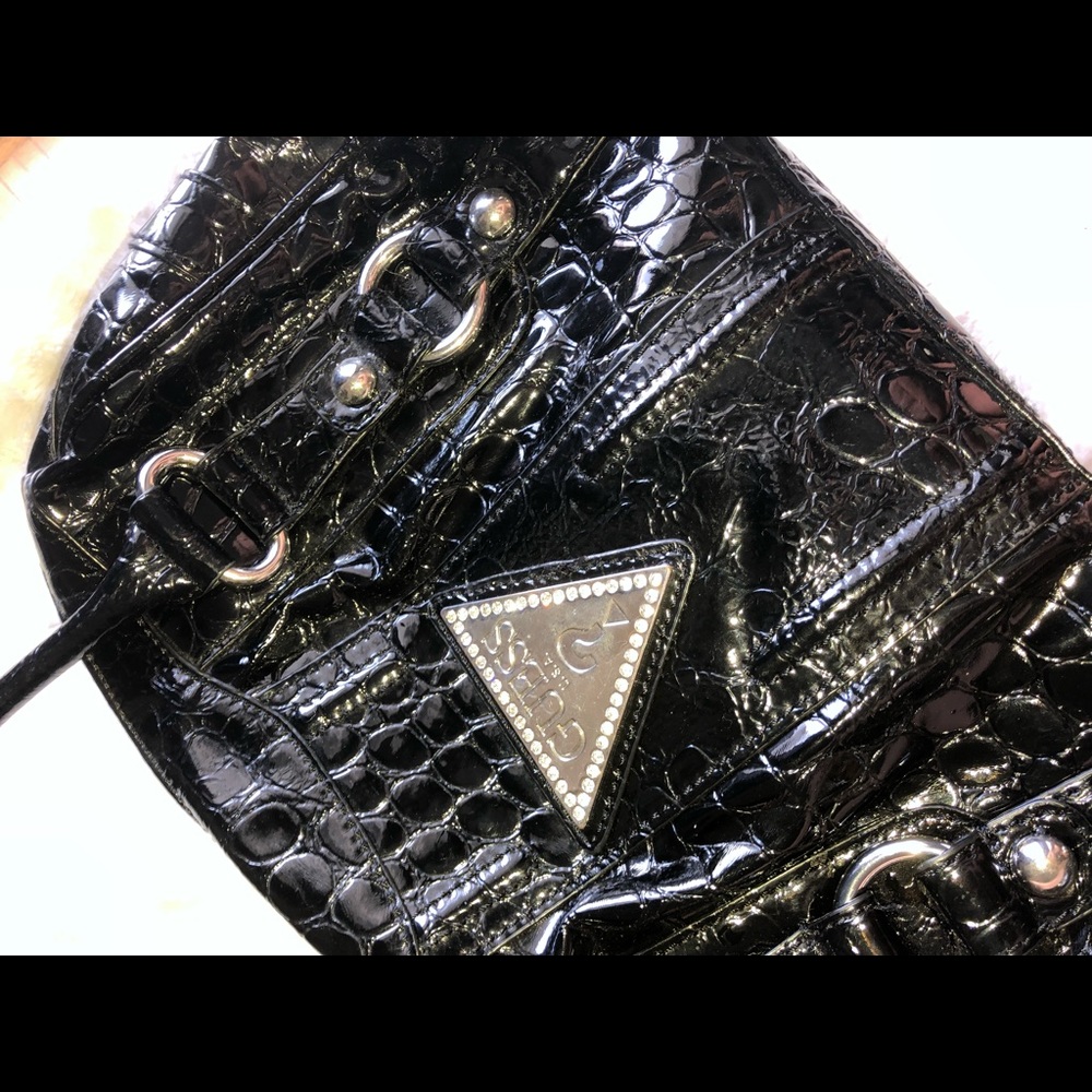 Guess purse